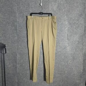 Nike Dri-FIT Golf Pants Men 38x32 Khaki Stretch Flat Front Performance Chinos